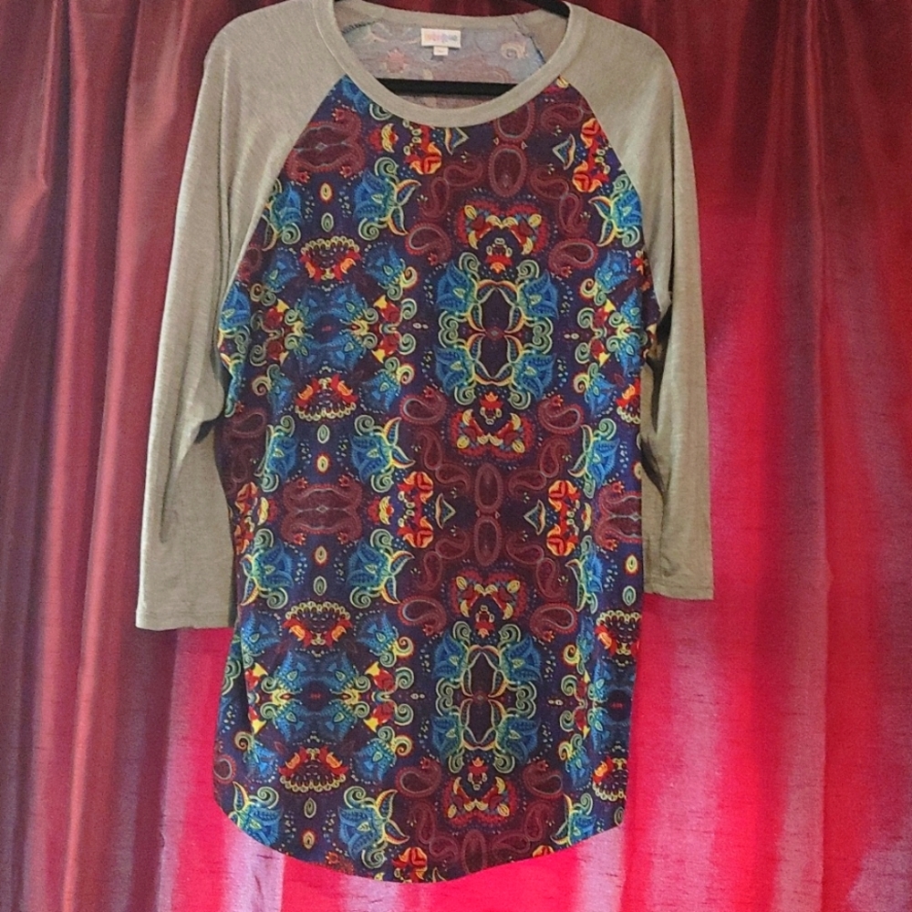 LuLaRoe Randy Tee